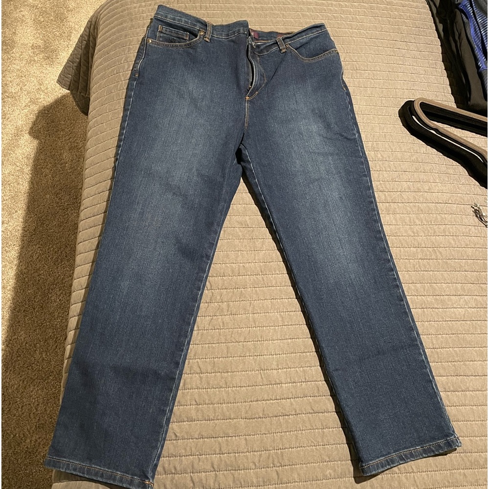 Gloria Vanderbilt petite jeans